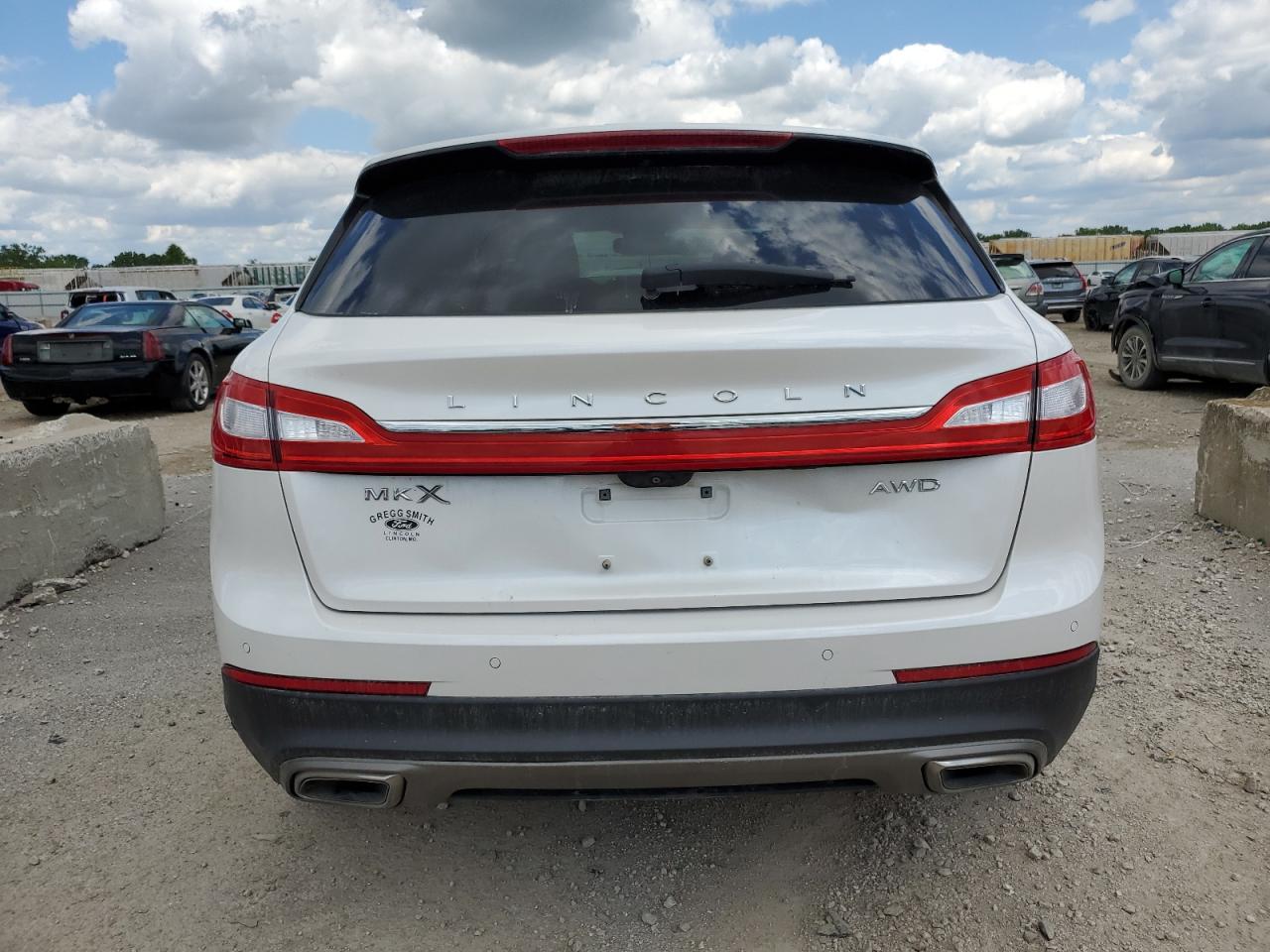 Lincoln MKX Reserve Image 6