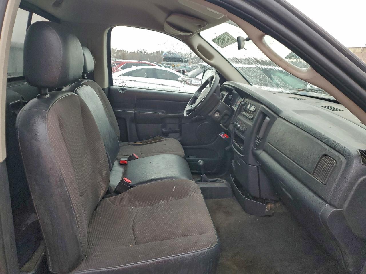 Dodge Ram 1500 St Image 9