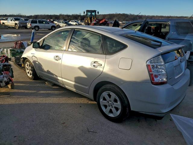 Toyota Prius Image 2