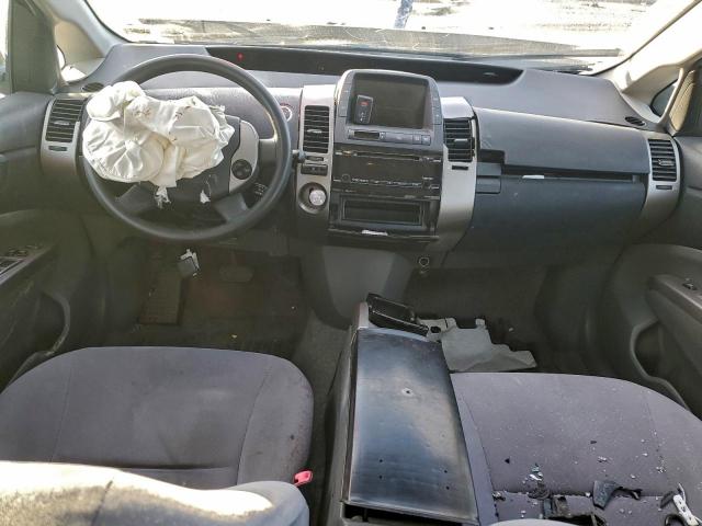 Toyota Prius Image 12