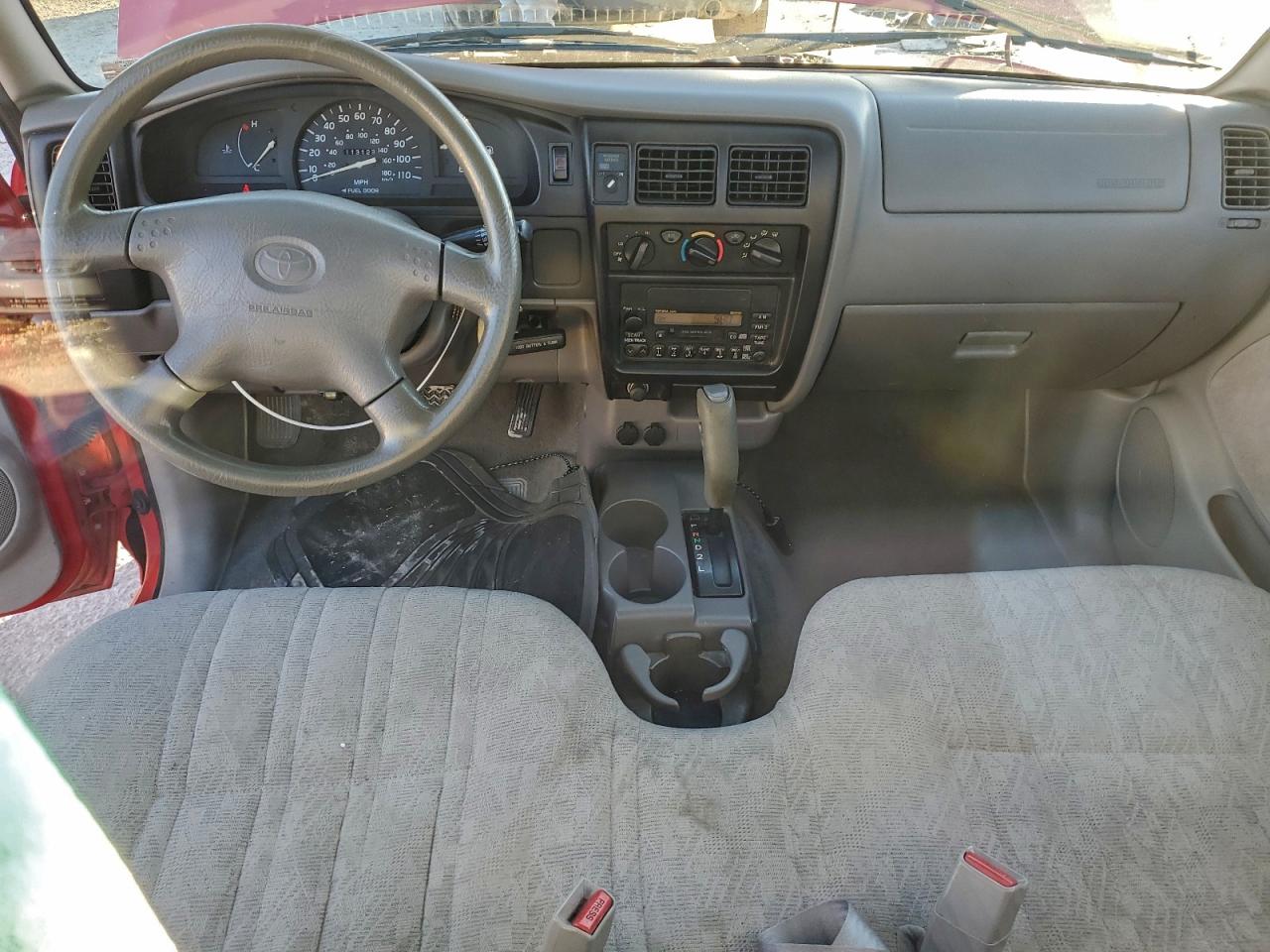 Toyota Tacoma Image 12