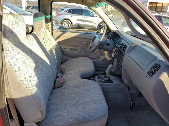 Toyota Tacoma Image 5