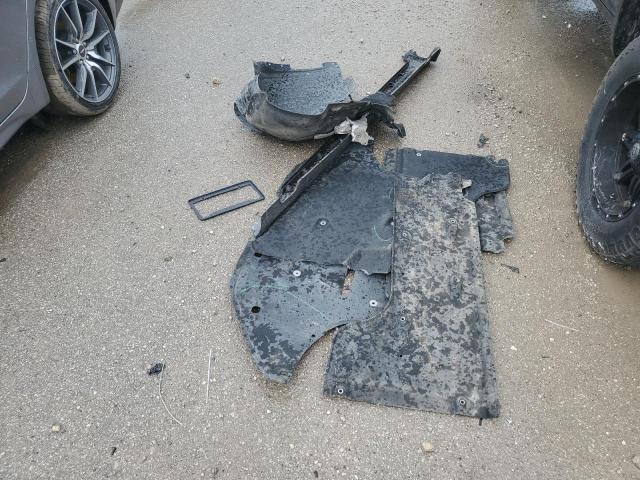 Genesis G70 Base Base Image 8