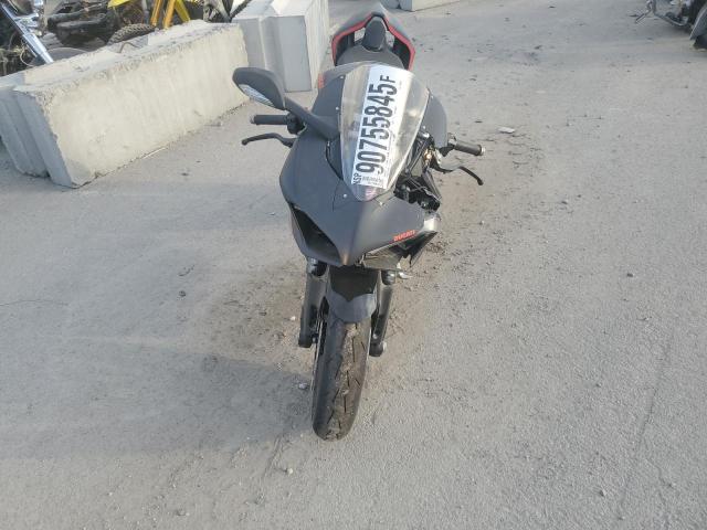 Ducati Panigale V2 Image 4