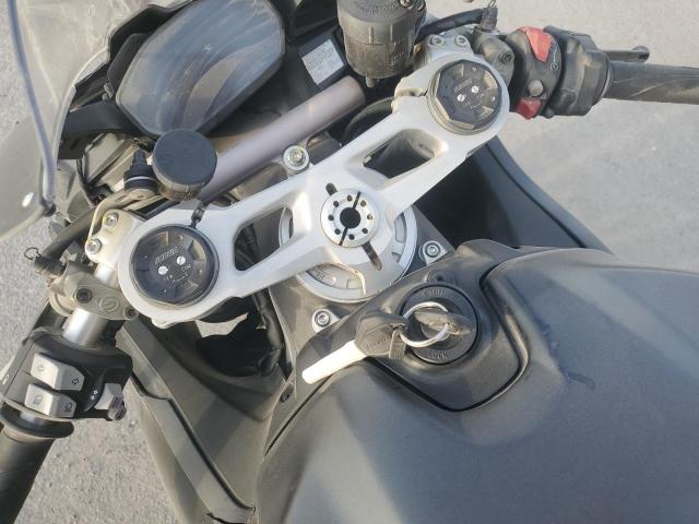 Ducati Panigale V2 Image 5