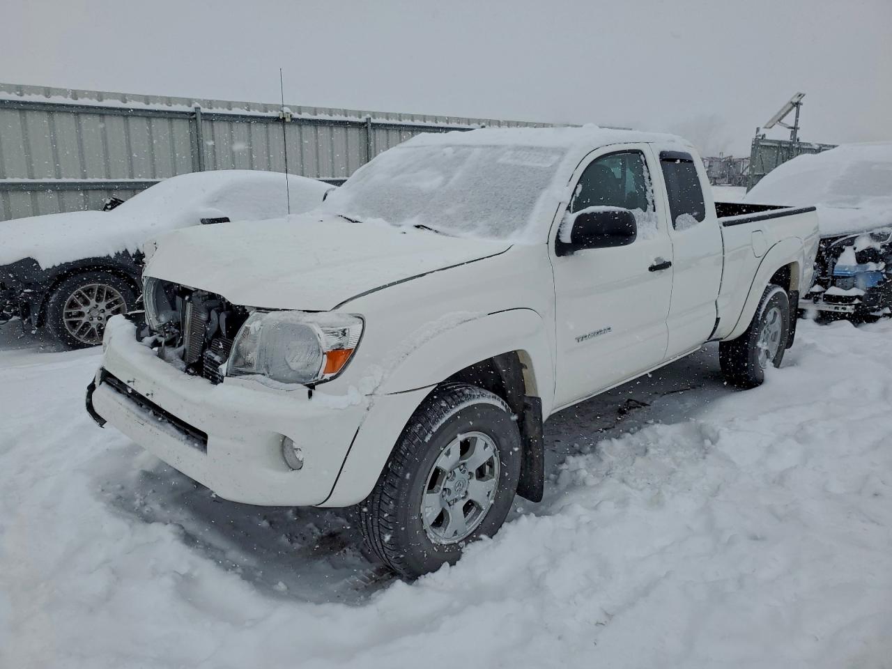 Toyota Tacoma Access Cab Image 1