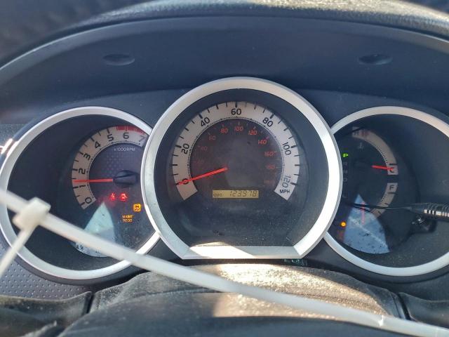 Toyota Tacoma Double Cab Image 4