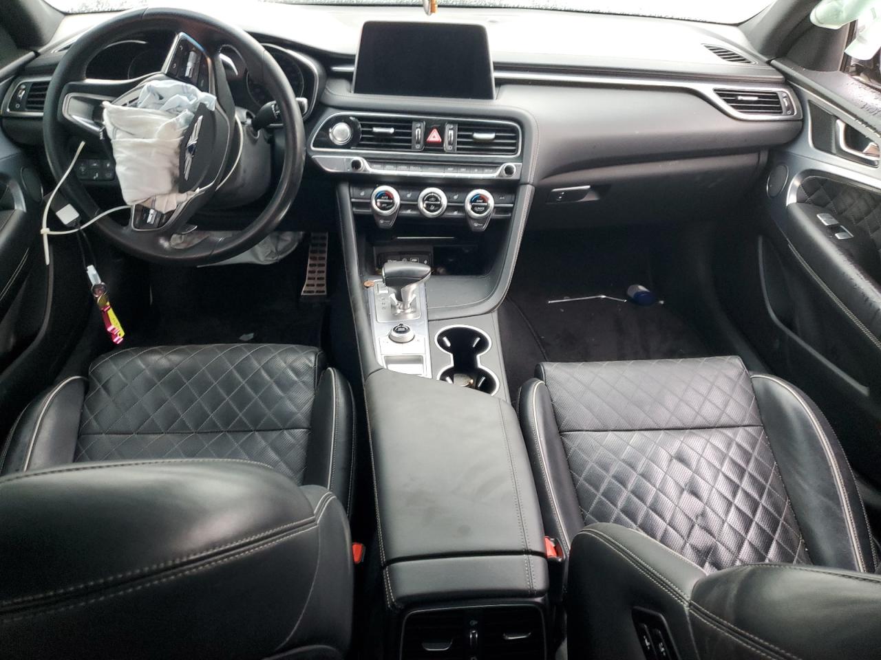 Genesis G70 Prestige Image 13