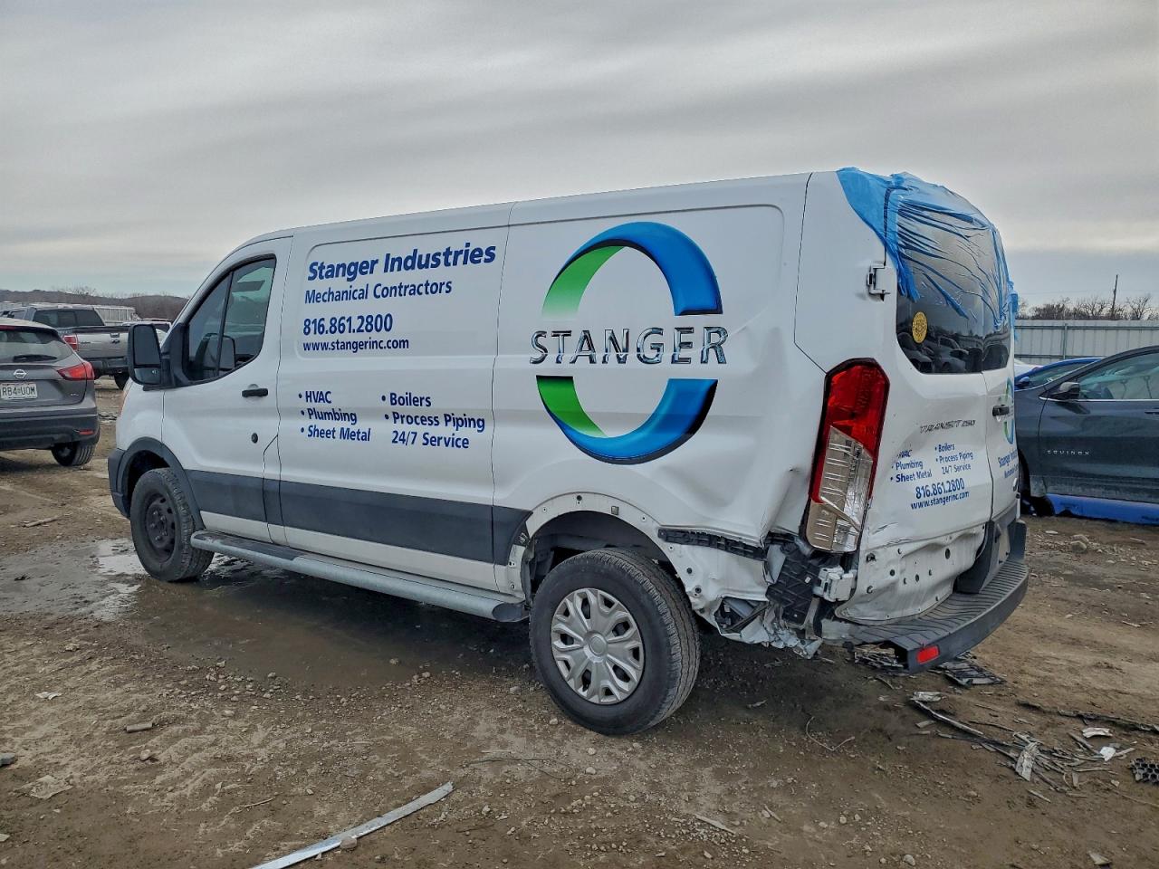 Ford Transit T-250 Image 9