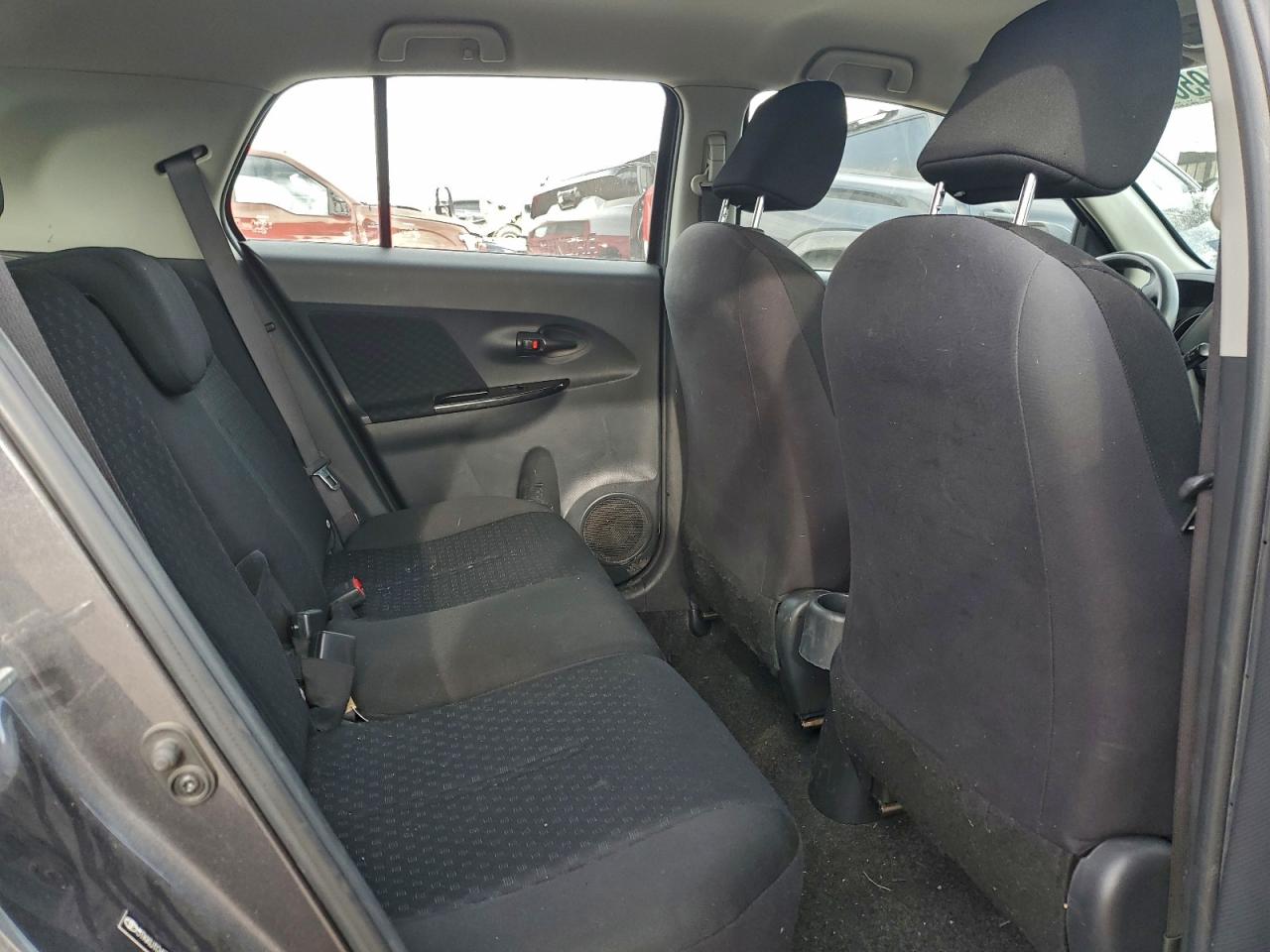 Toyota Scion Image 11