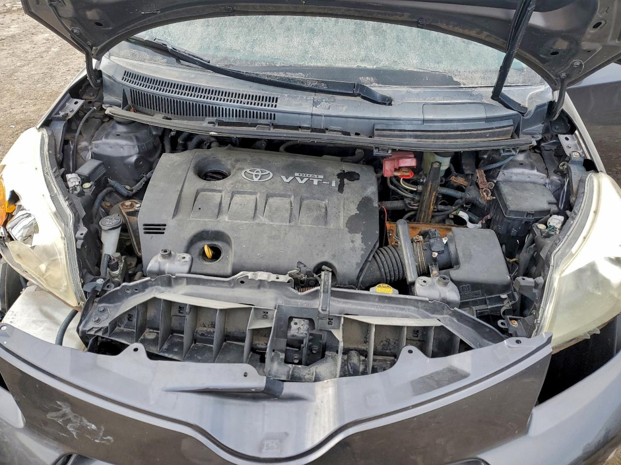 Toyota Scion Image 13