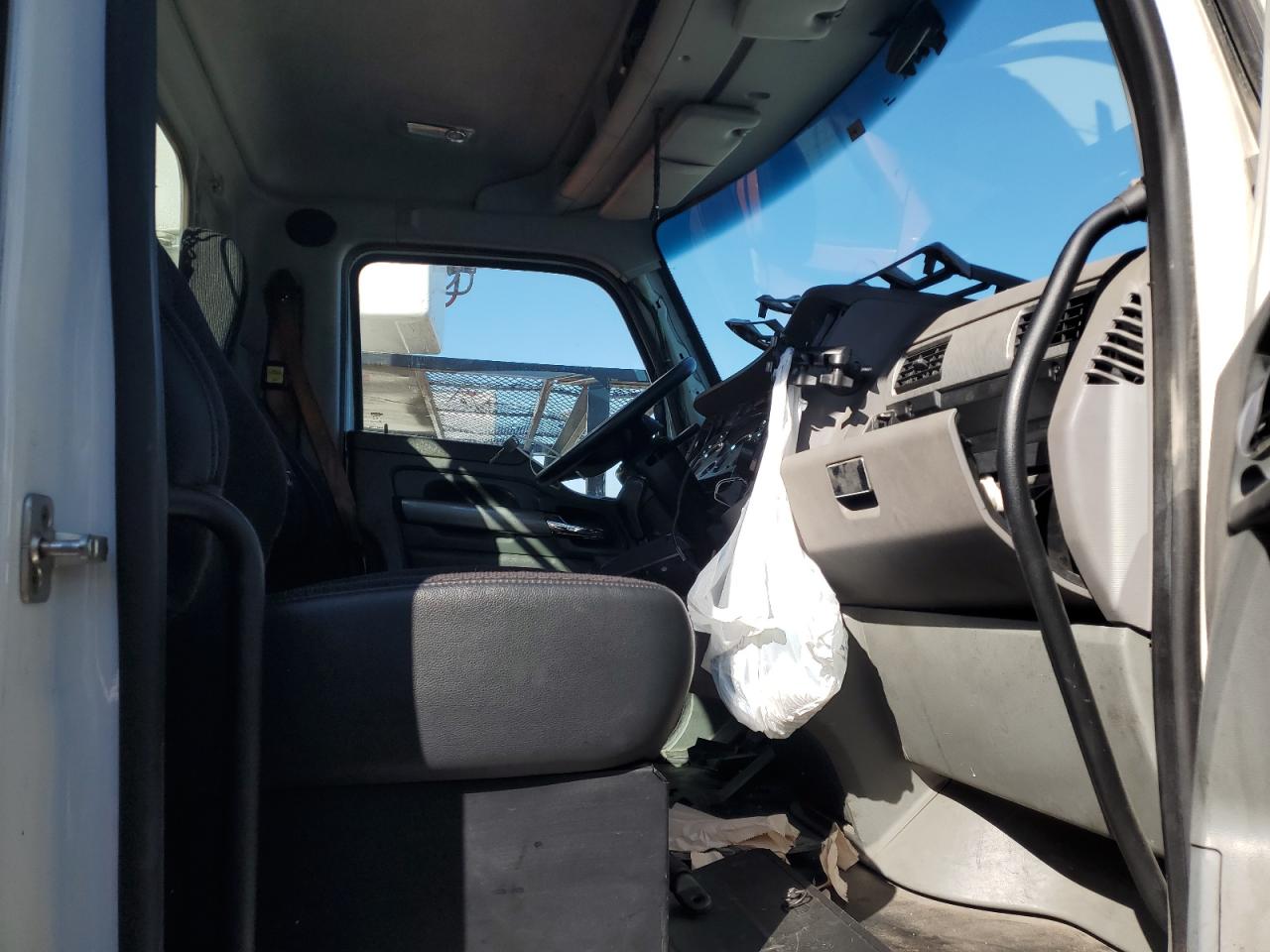 Kenworth T680 T680 Image 2