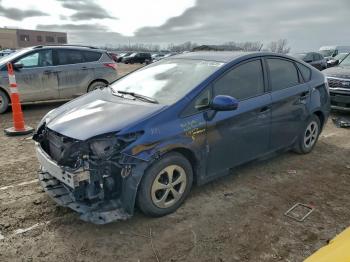  Salvage Toyota Prius
