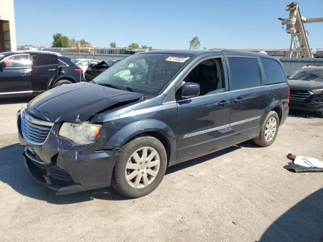 Salvage Chrysler Minivan