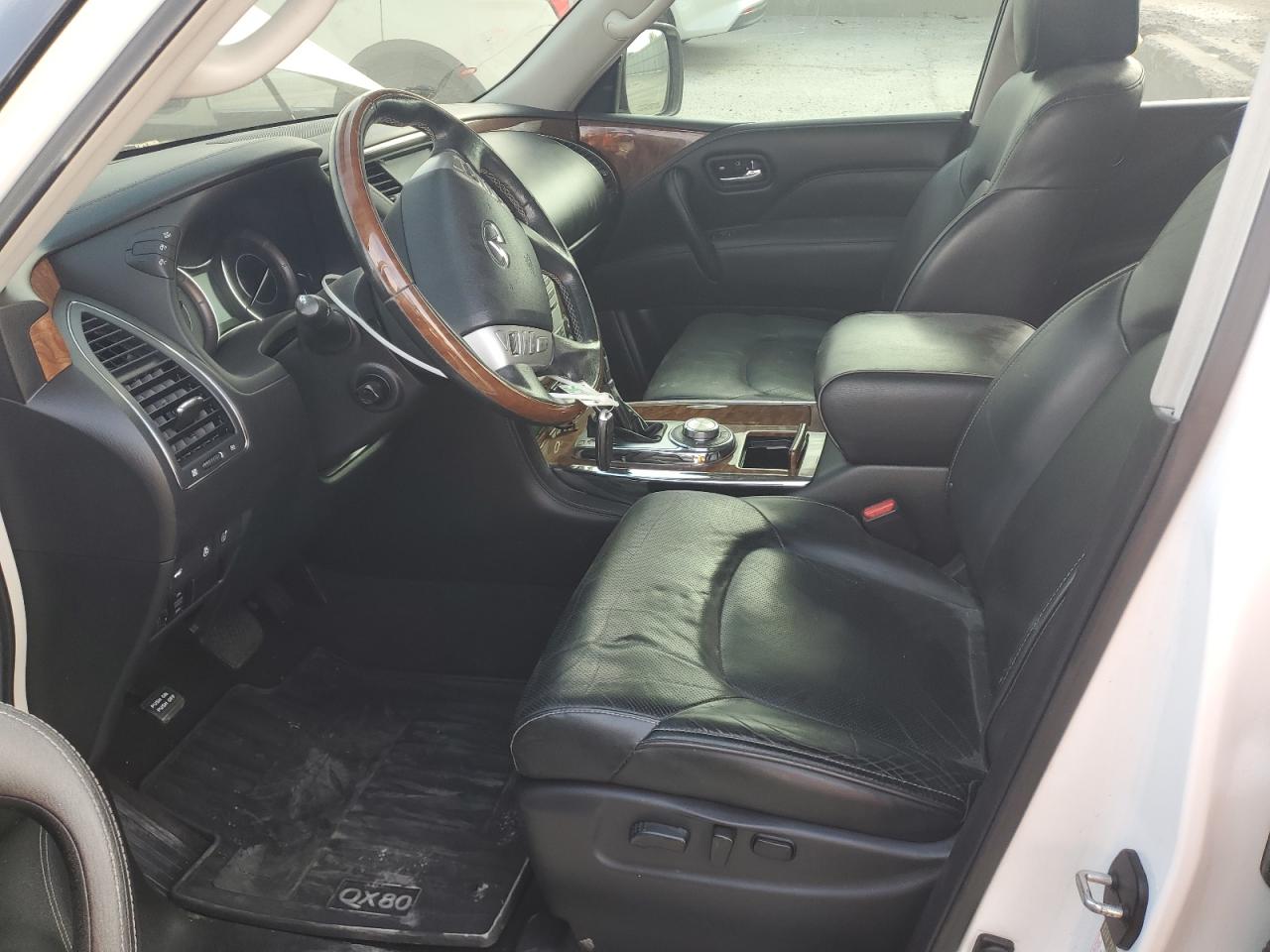 INFINITI Qx Luxe Image 6