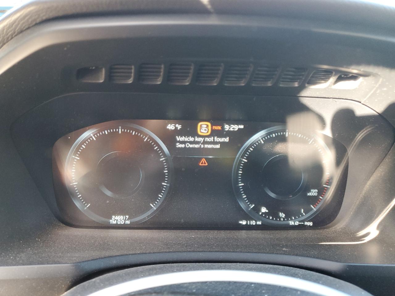 Volvo XC90 T6 Image 13