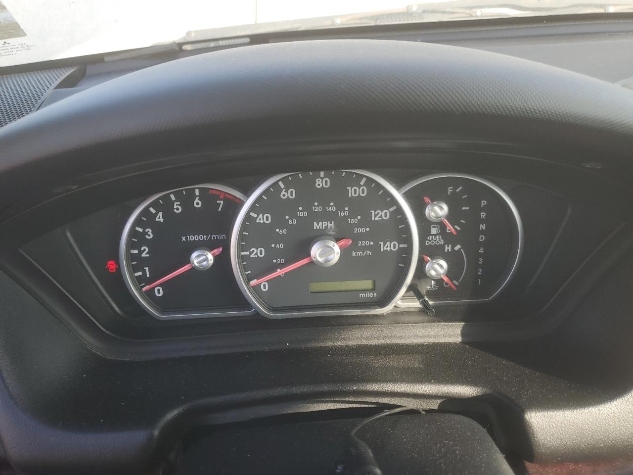 Mitsubishi Galant Es Image 9