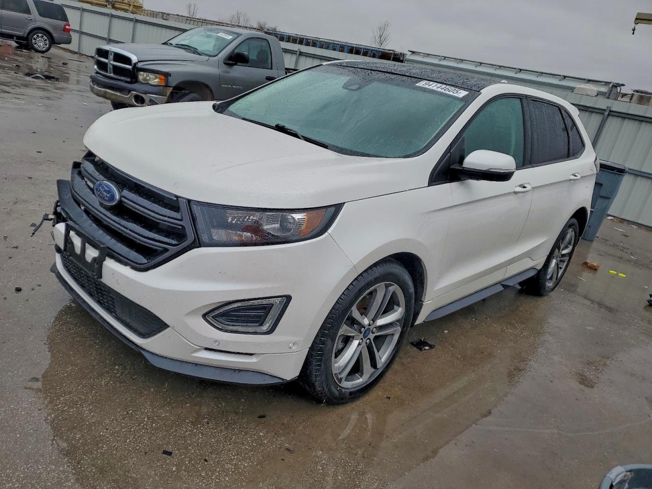 Ford Edge Sport Image 1