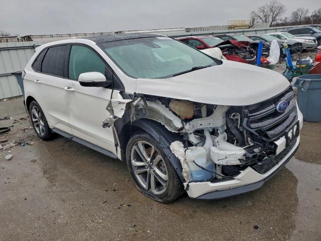 Ford Edge Sport Image 3