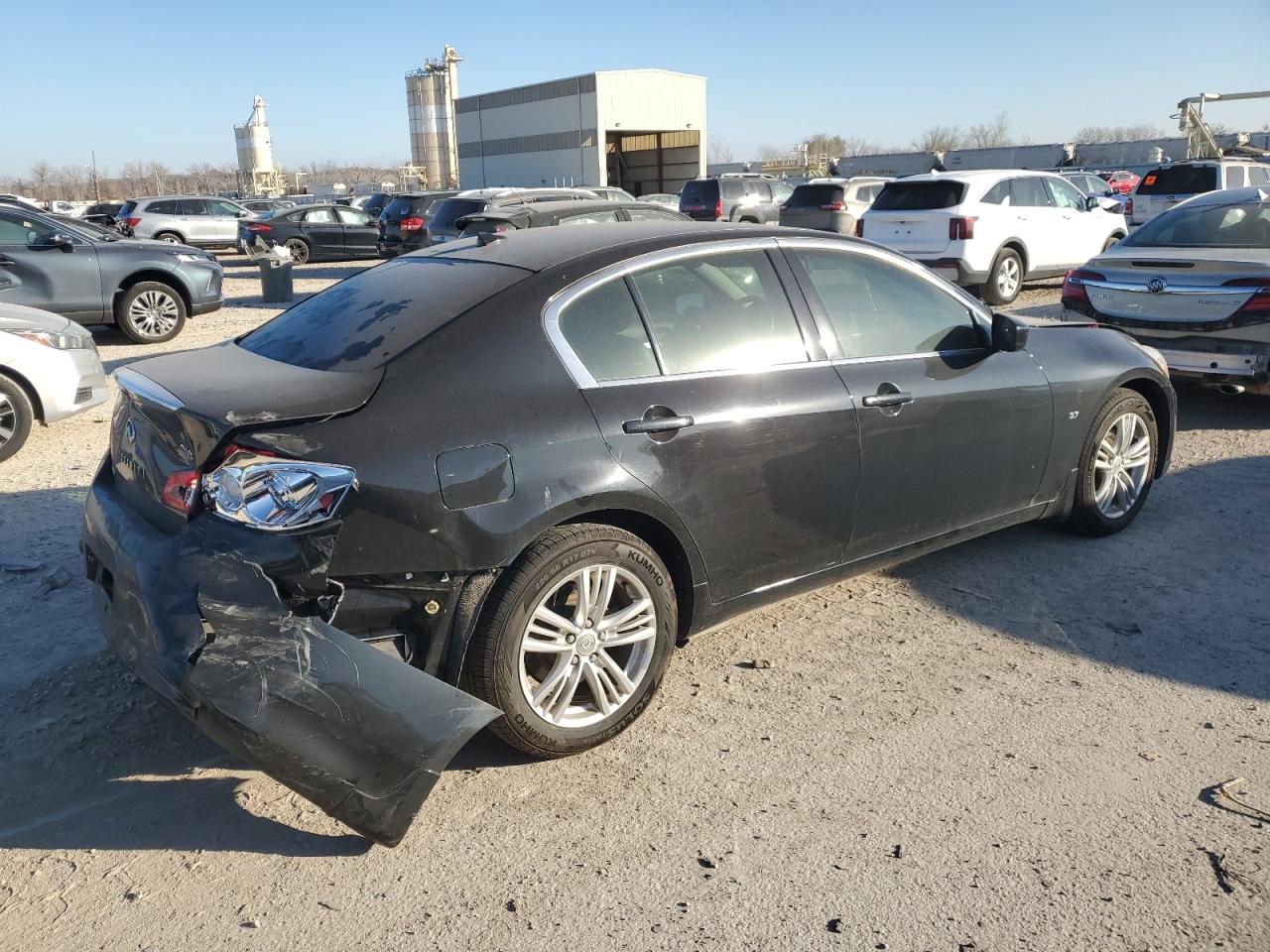 INFINITI Q40 Image 10