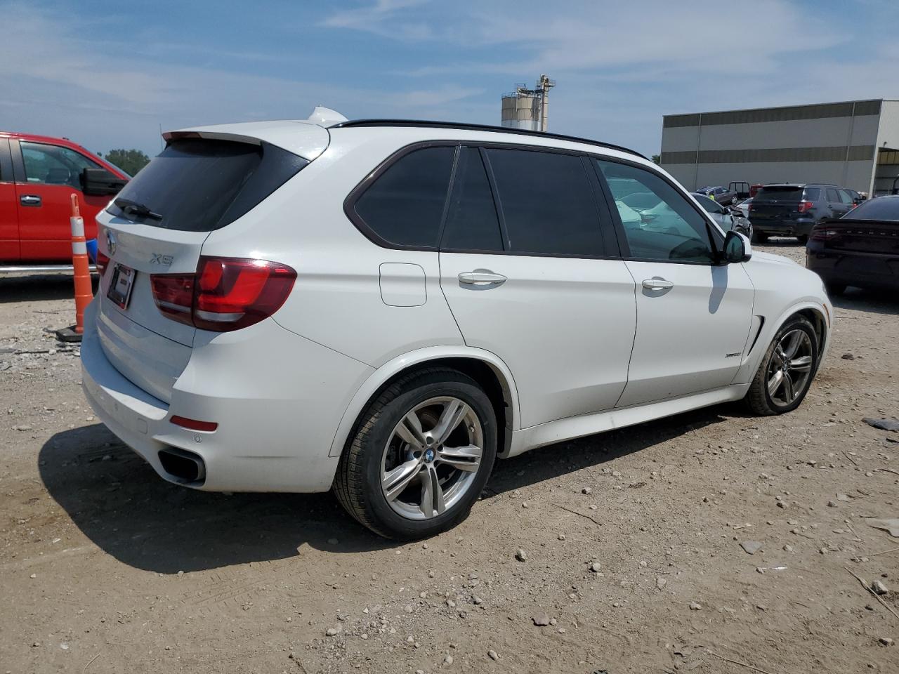 BMW X Series Xdrive50i Image 2