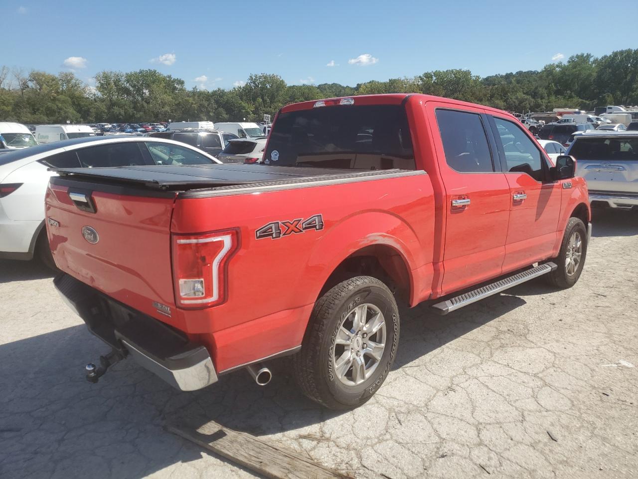 Ford F-150 Supercrew Image 2