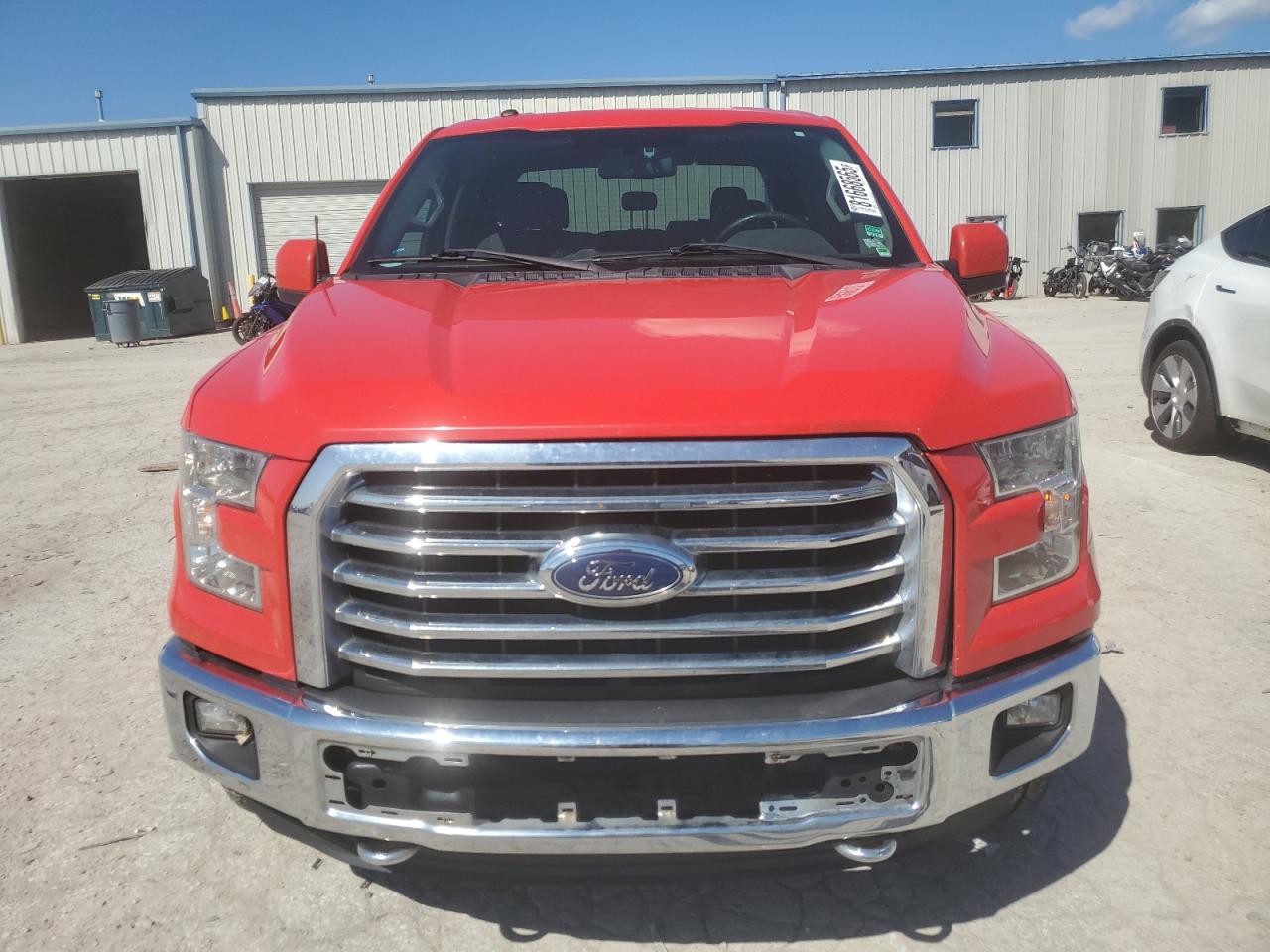 Ford F-150 Supercrew Image 4