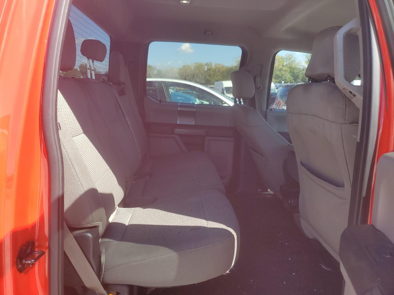 Ford F-150 Supercrew Image 3