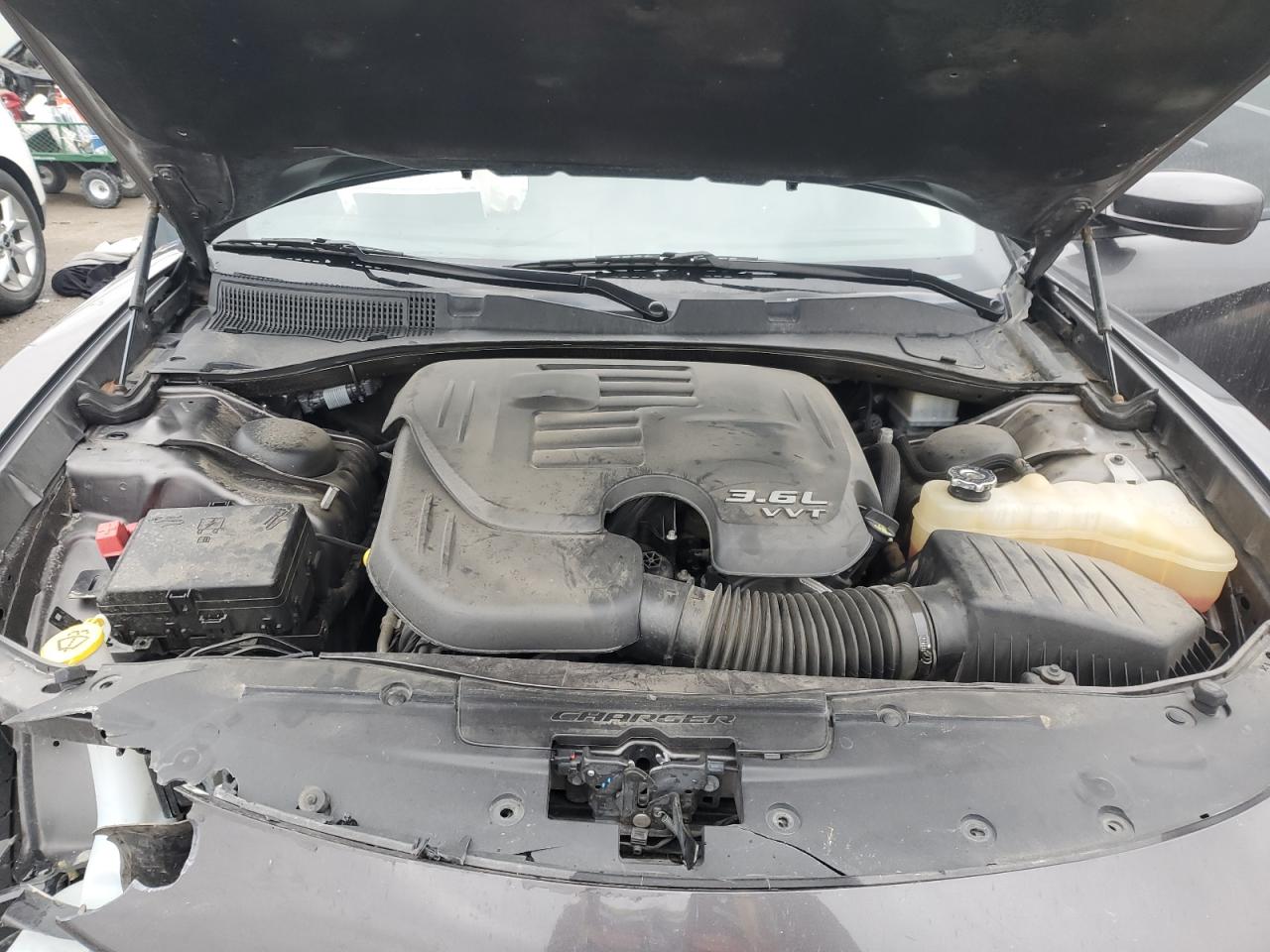 Dodge Charger Sxt Image 9