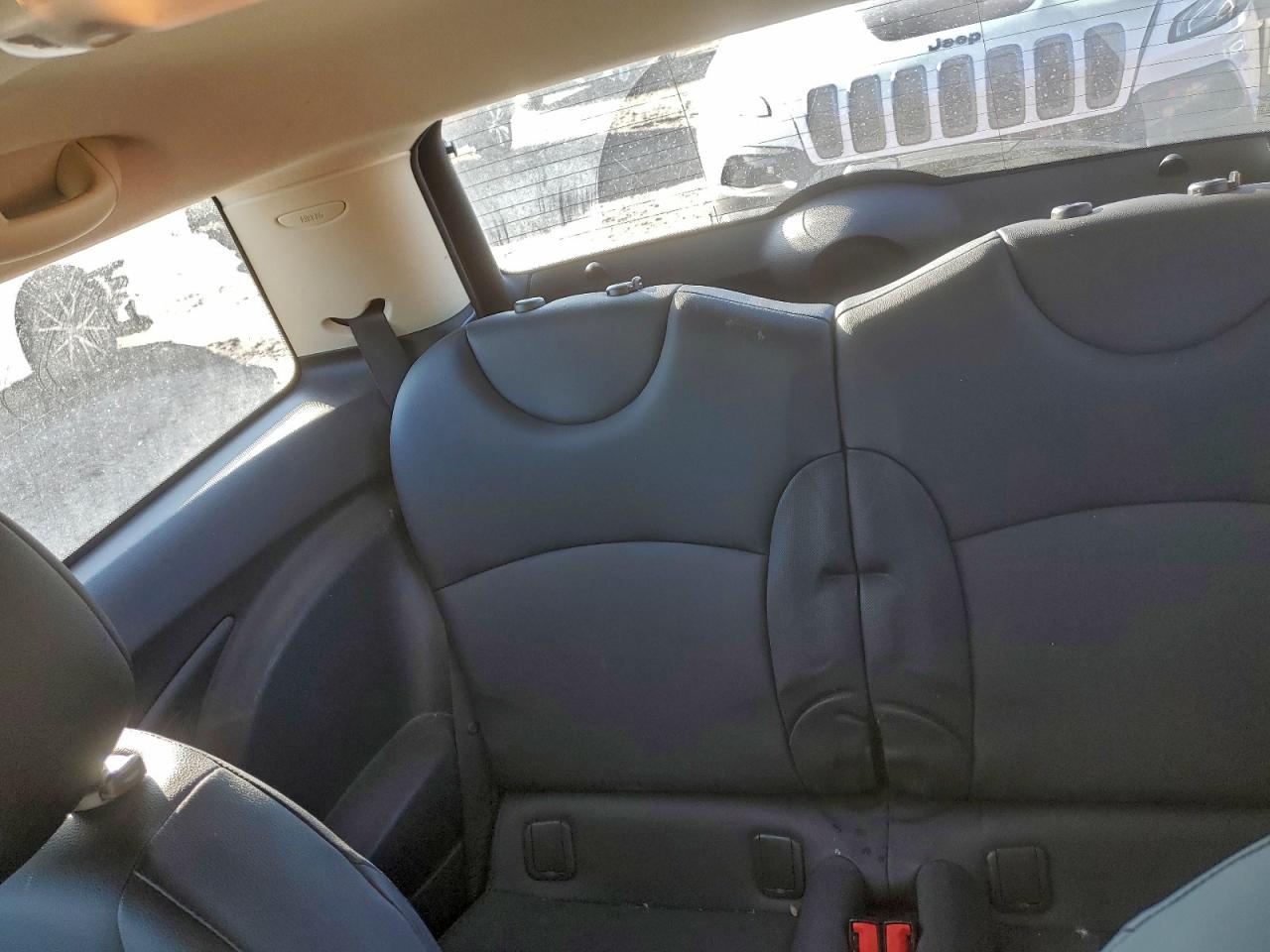 MINI Cooper Image 12