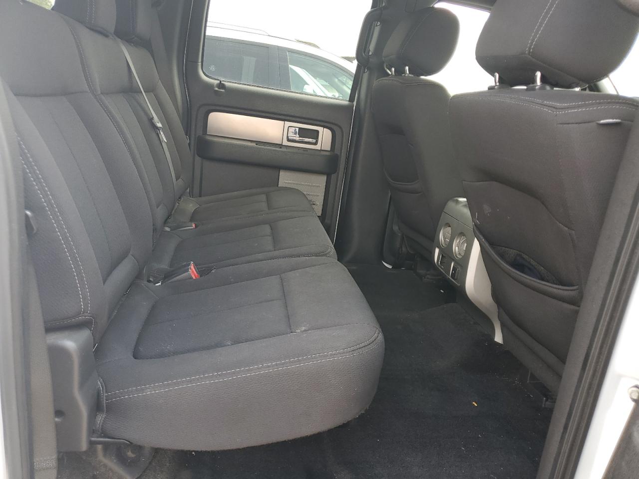 Ford F-150 Supercrew Image 7