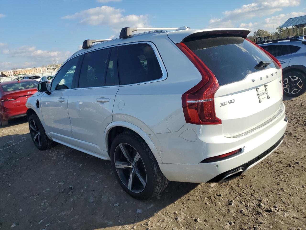 Volvo XC90 T8 Image 12