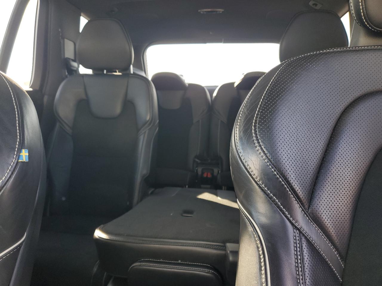 Volvo XC90 T8 Image 9