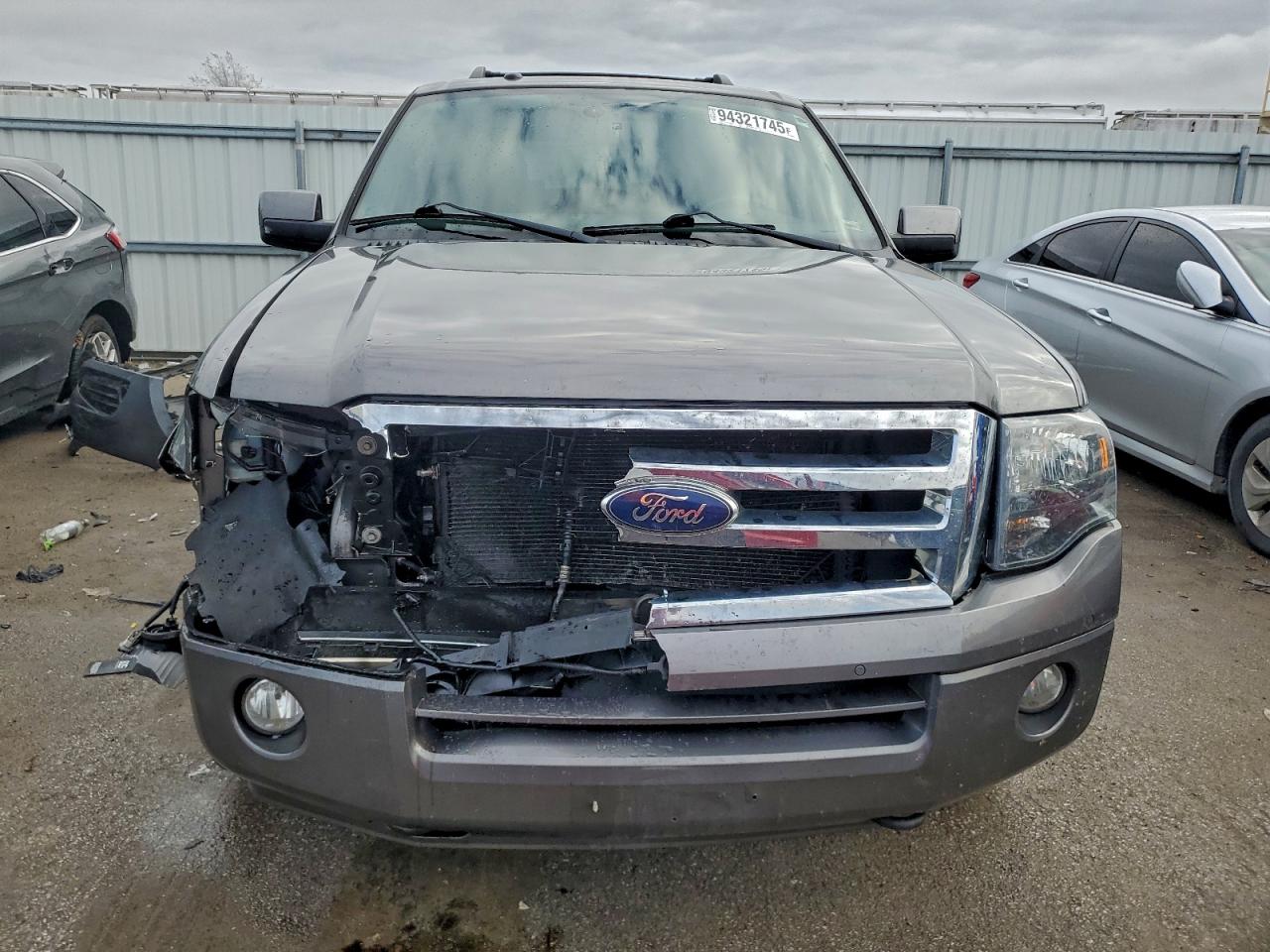 Ford Expedition Limited Image 11