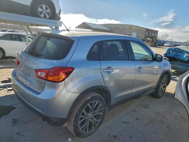 Mitsubishi Outlander Es Image 13
