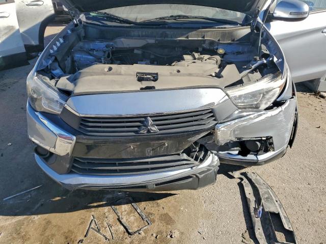 Mitsubishi Outlander Es Image 12