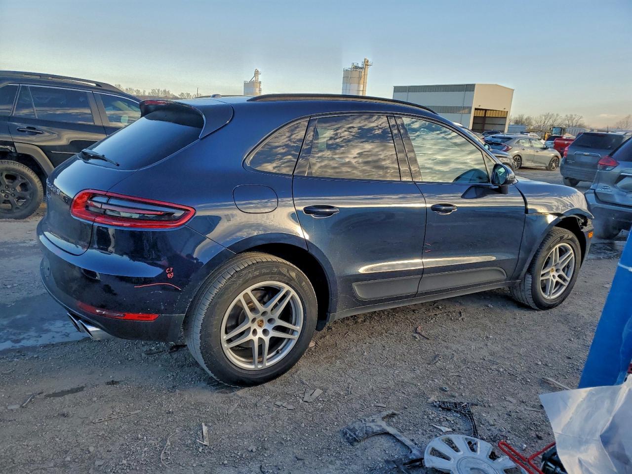 Porsche Macan Image 3