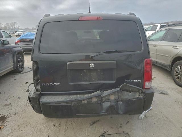 Dodge Nitro Heat Image 12