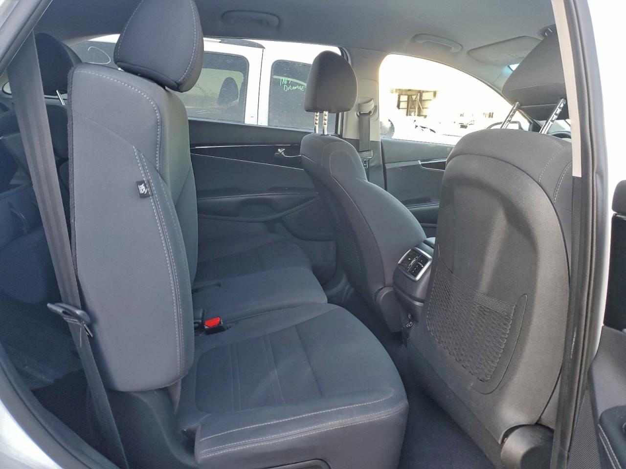 Kia Sorento Lx Image 7