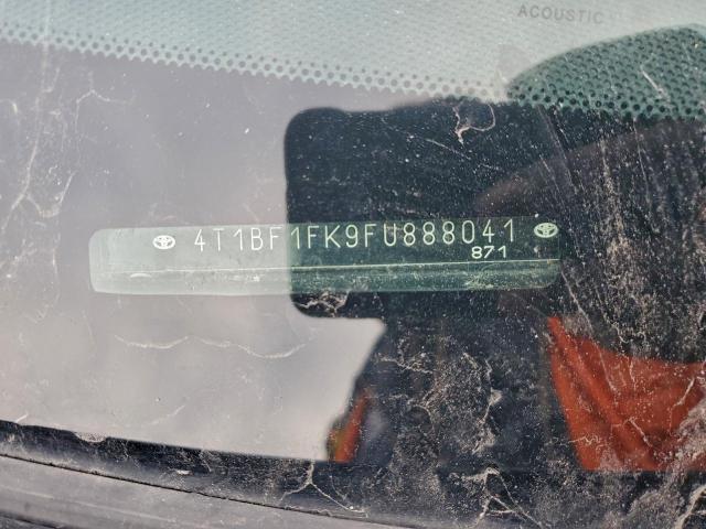 Toyota Camry Le Image 4