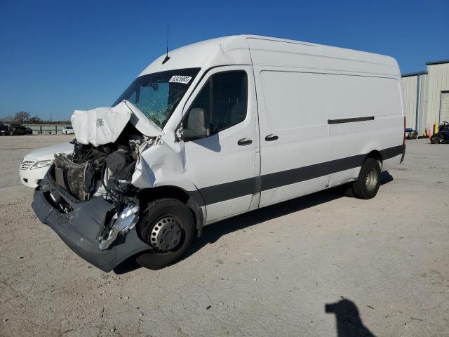  Salvage Mercedes-Benz Sprinter