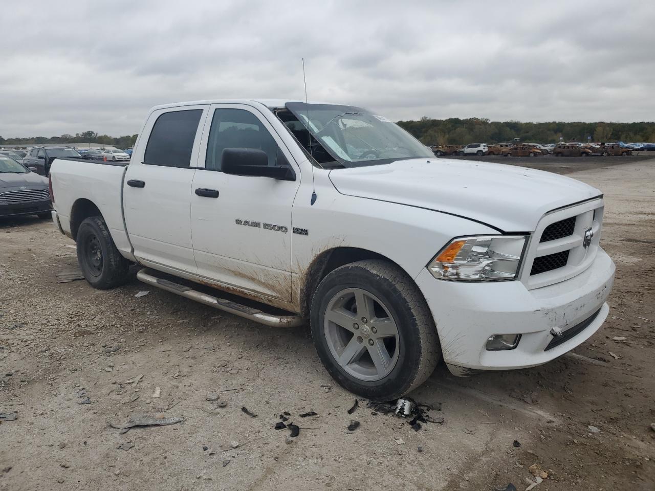 Dodge Ram 1500 St Image 4