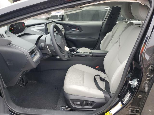 Toyota Prius Le Image 11