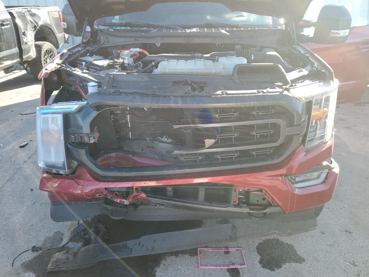 Ford F-150 Supercrew Image 9