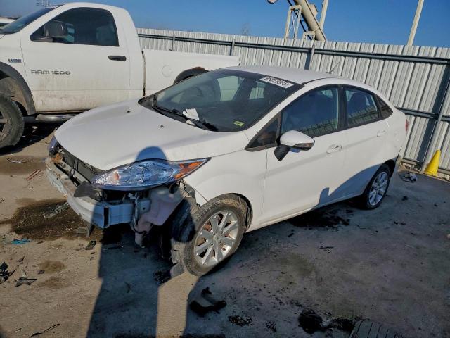  Salvage Ford Fiesta
