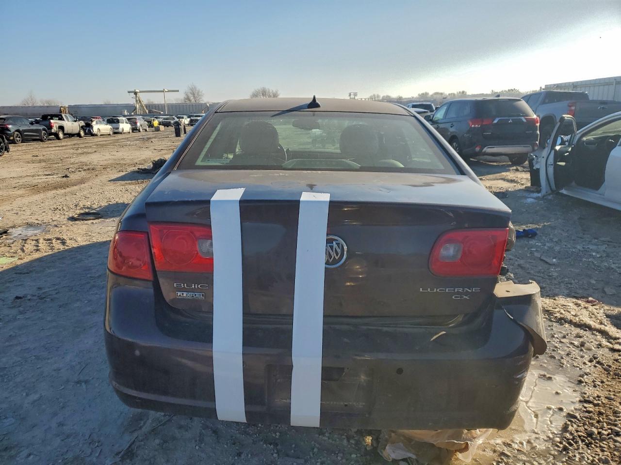 Buick Lucerne Cxl Image 3