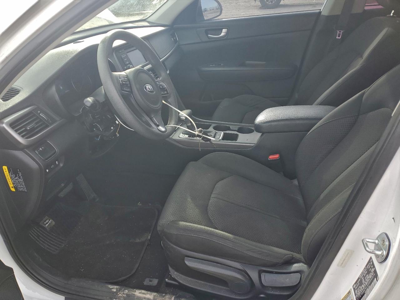 Kia Optima Lx Image 8