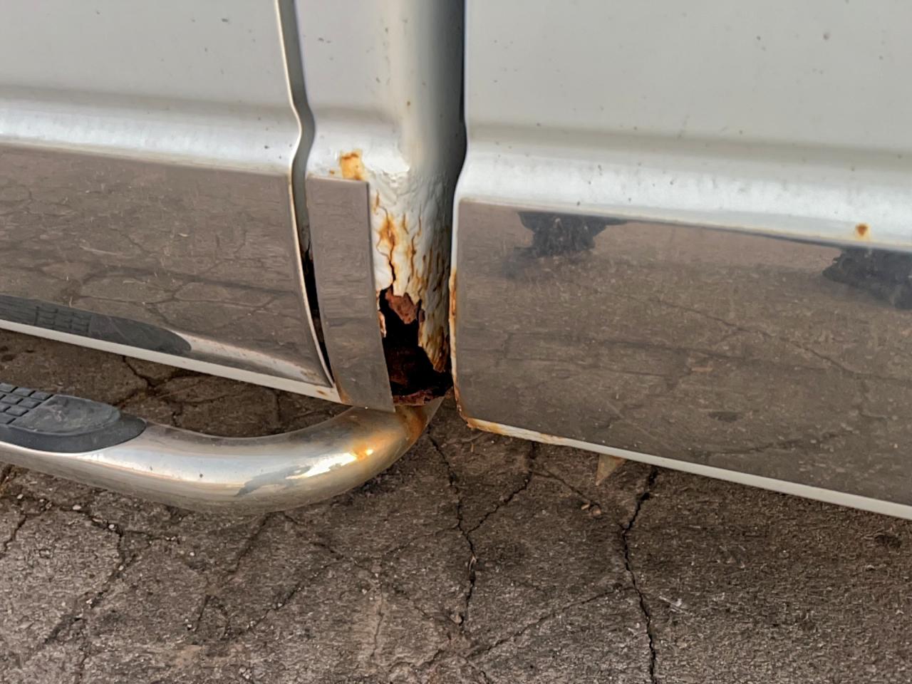 Dodge Ram 2500 St Image 12