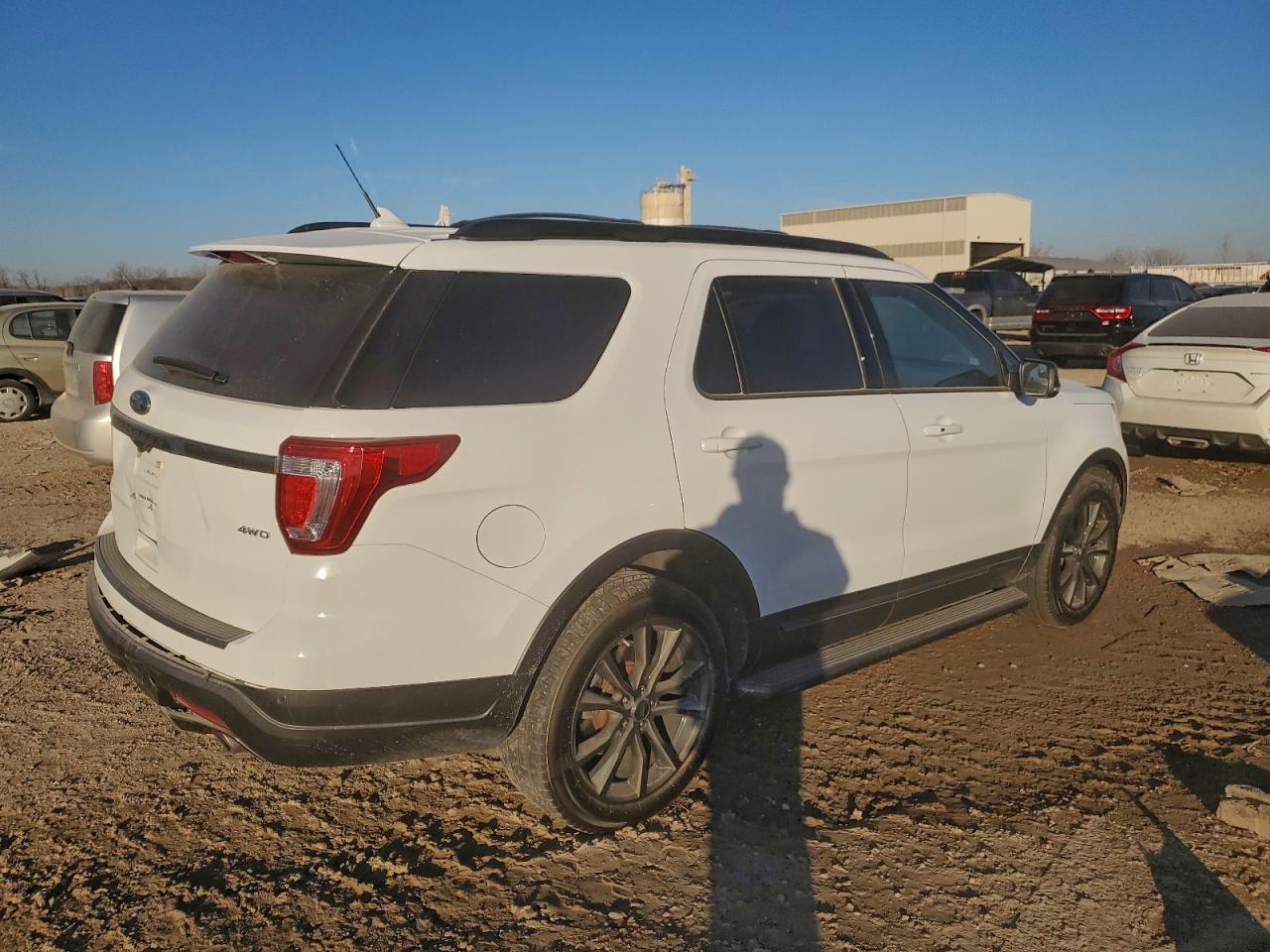 Ford Explorer Xlt Image 7