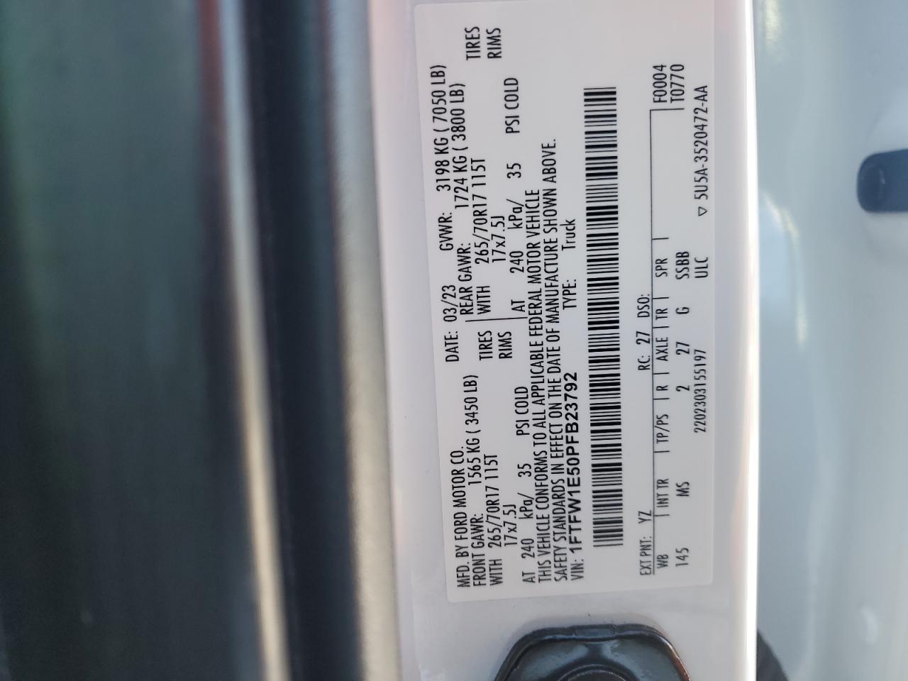 Ford F-150 Supercrew Image 2